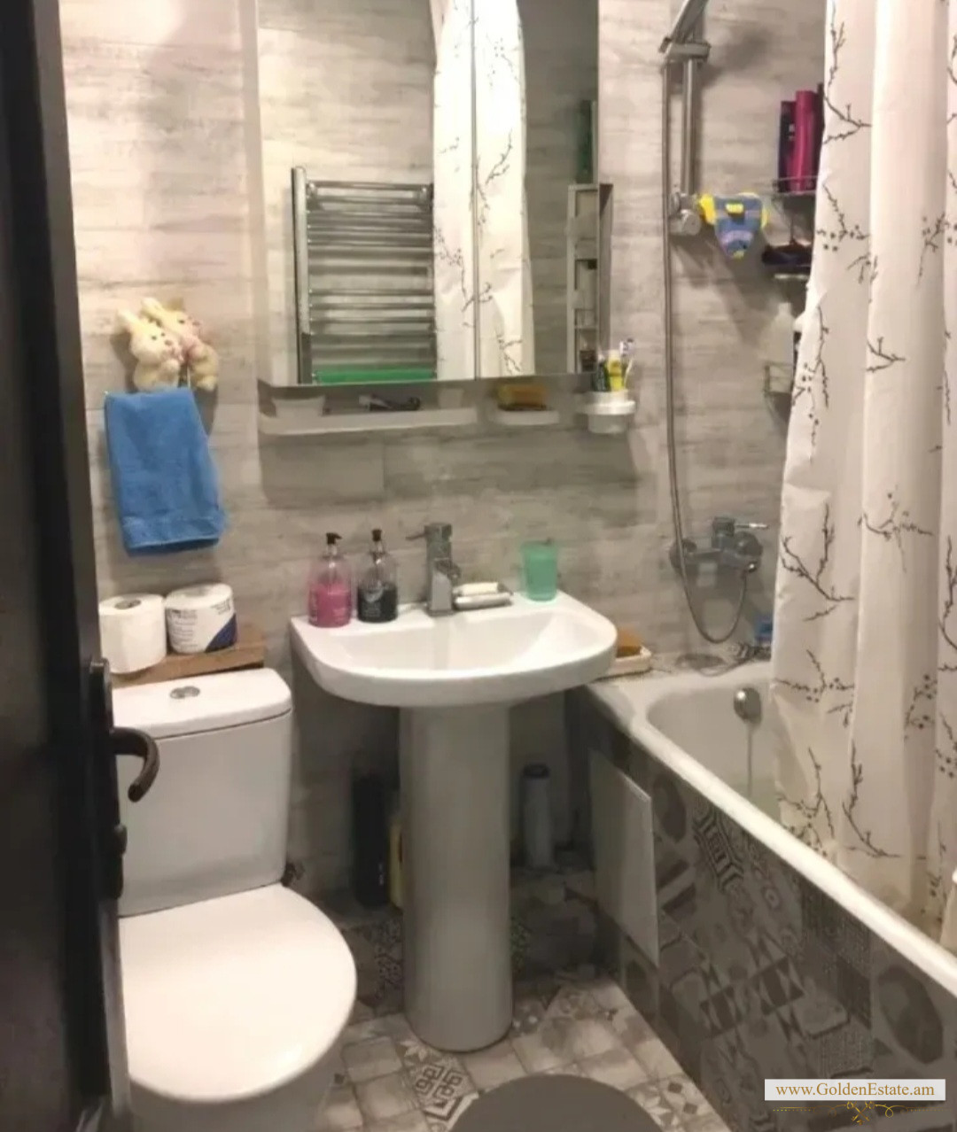 Screenshot_20251119_144635_Listam