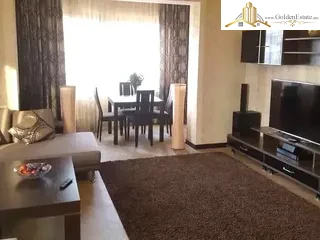 2 սենյականոց բնակարան Վիկտոր Համբարձումյան փողոցում Արաբկիրում, 75 քմ, 6/9 հարկ, բարձր առաստաղներ