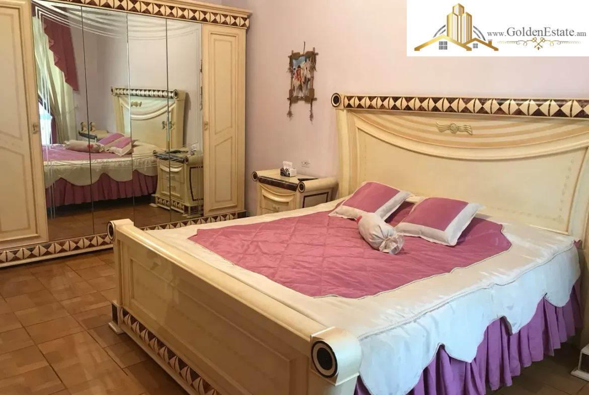 Երեք հարկանի տուն Սունդուկյան փողոցում Արաբկիրում, 1,000 քմ, 550 քմ հողի վրա, 3+ սանհանգույց