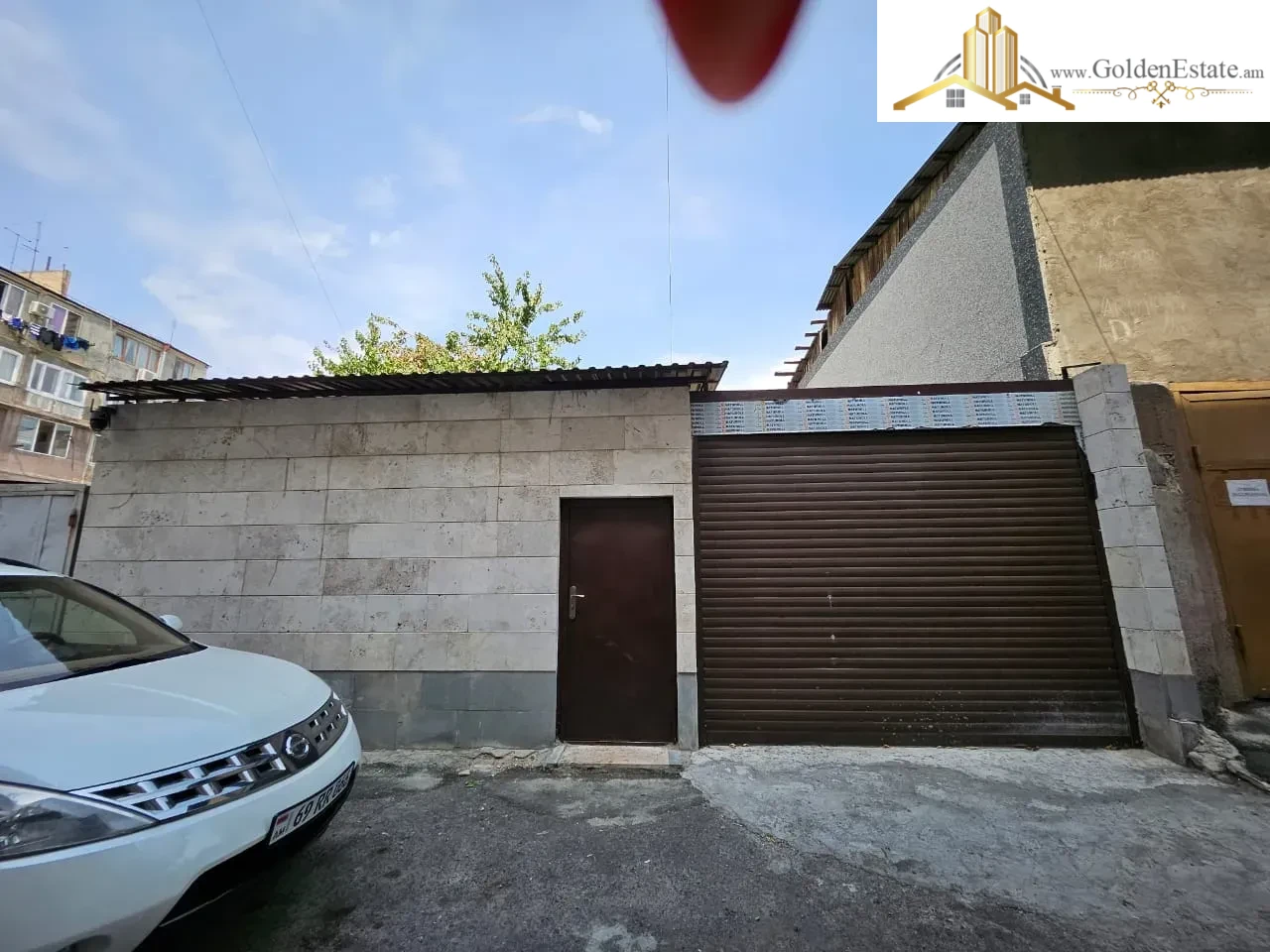 Երկու հարկանի քարե տուն Այգեկցու փողոցում Արաբկիրում, 168 քմ, 163 քմ հողի վրա