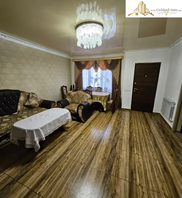 Երկու հարկանի քարե տուն Այգեկցու փողոցում Արաբկիրում, 168 քմ, 163 քմ հողի վրա