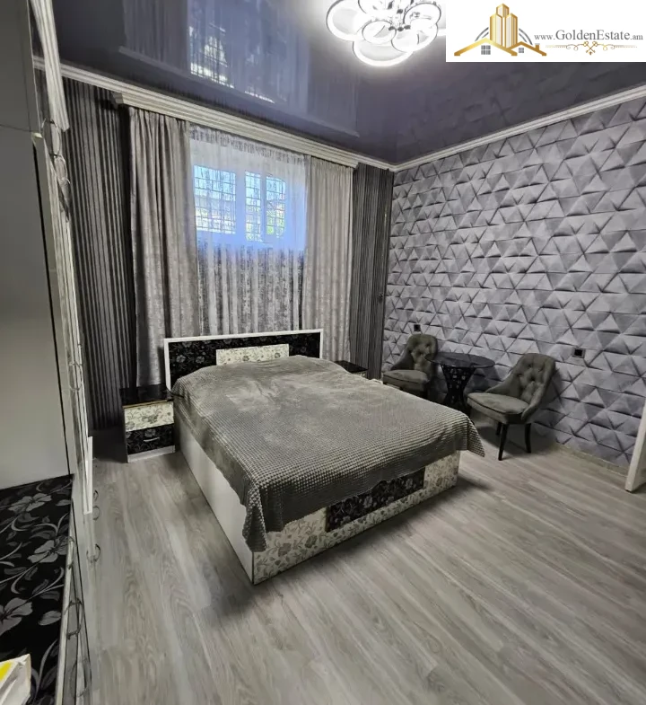 Երկու հարկանի քարե տուն Այգեկցու փողոցում Արաբկիրում, 168 քմ, 163 քմ հողի վրա