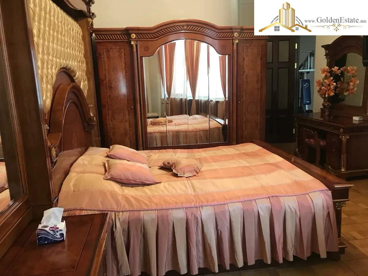 Երեք հարկանի տուն Սունդուկյան փողոցում Արաբկիրում, 1,000 քմ, 550 քմ հողի վրա, 3+ սանհանգույց