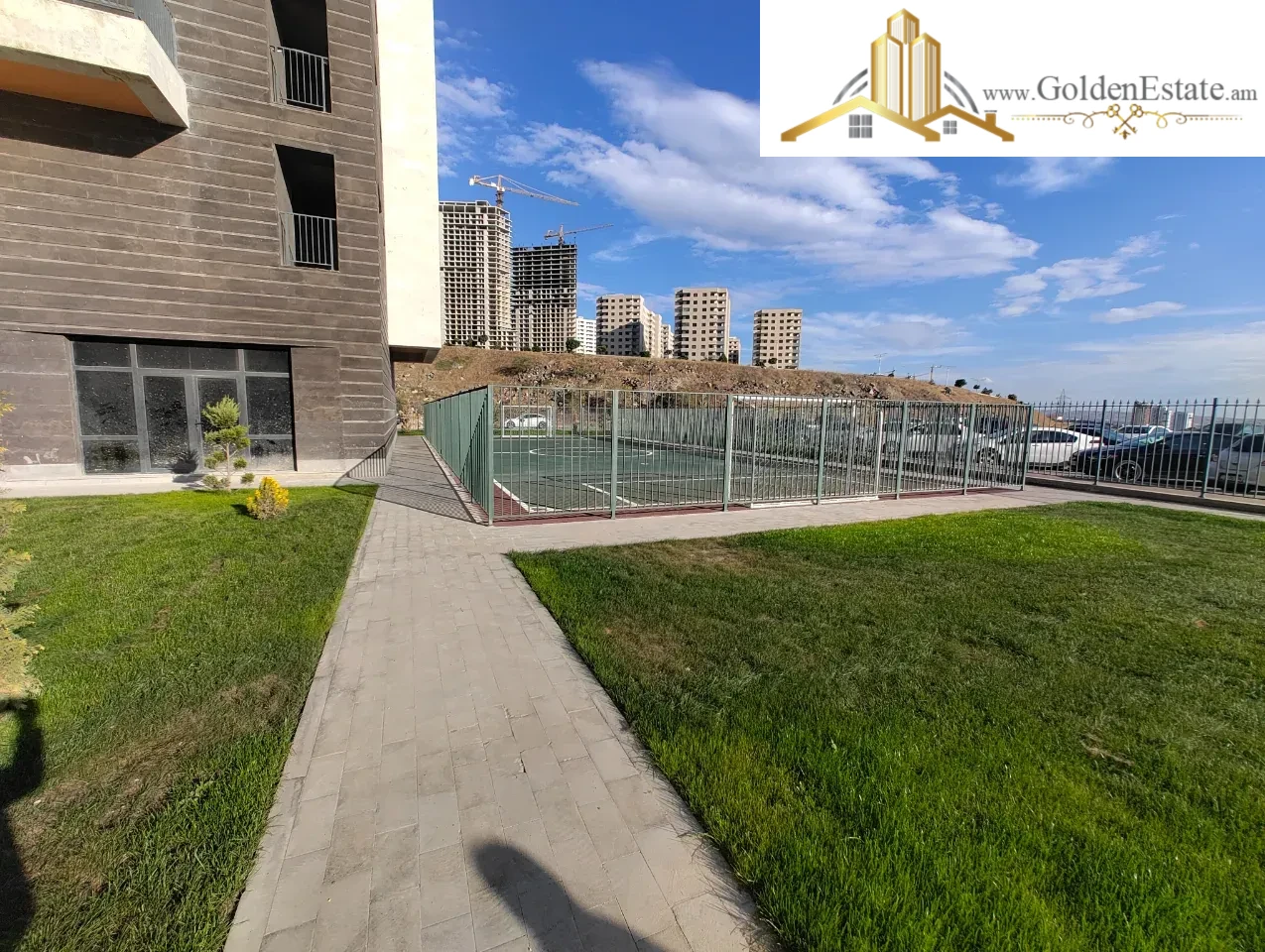 2 սենյականոց բնակարան նորակառույց շենքում Լենինգրադյան փողոցում Աջափնյակում, 58 քմ, 11/18 հարկ