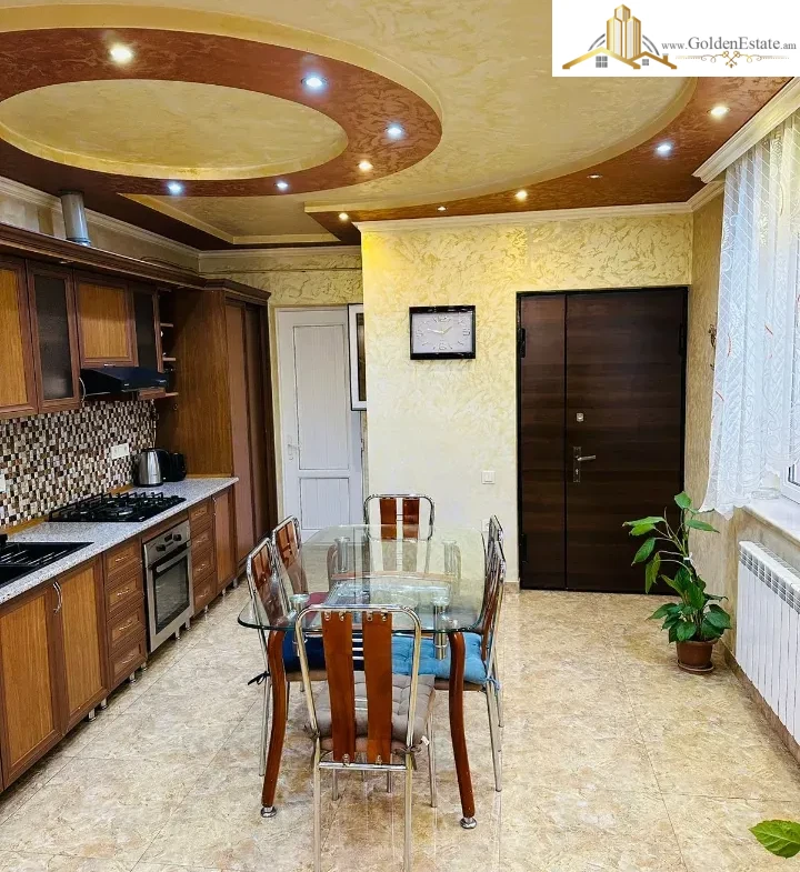 Մեկ հարկանի քարե տուն Նոր Արեշի 12-րդ փողոցում Էրեբունիում, 140 քմ, 217 քմ հողի վրա, 3+ սանհանգույց