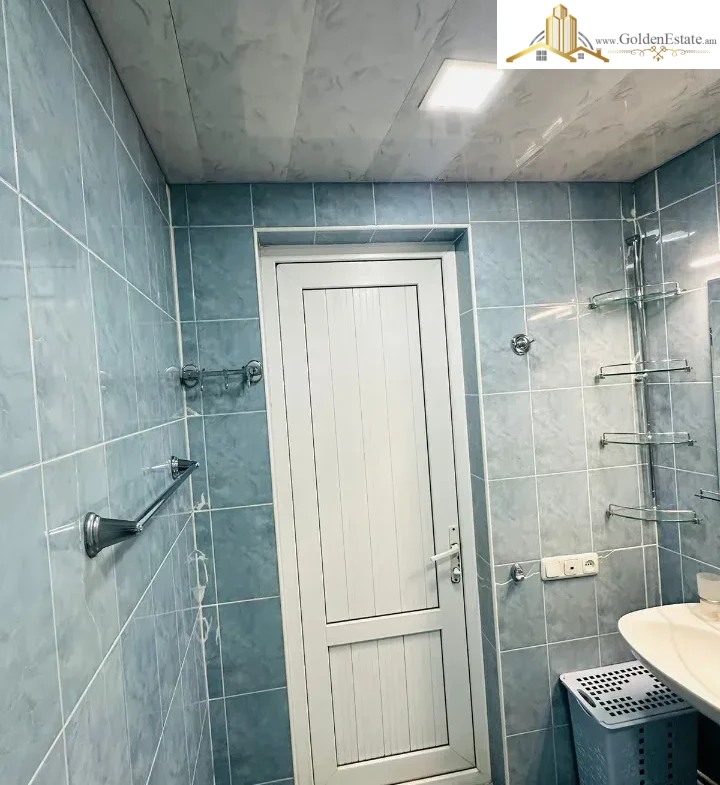 Մեկ հարկանի քարե տուն Նոր Արեշի 12-րդ փողոցում Էրեբունիում, 140 քմ, 217 քմ հողի վրա, 3+ սանհանգույց