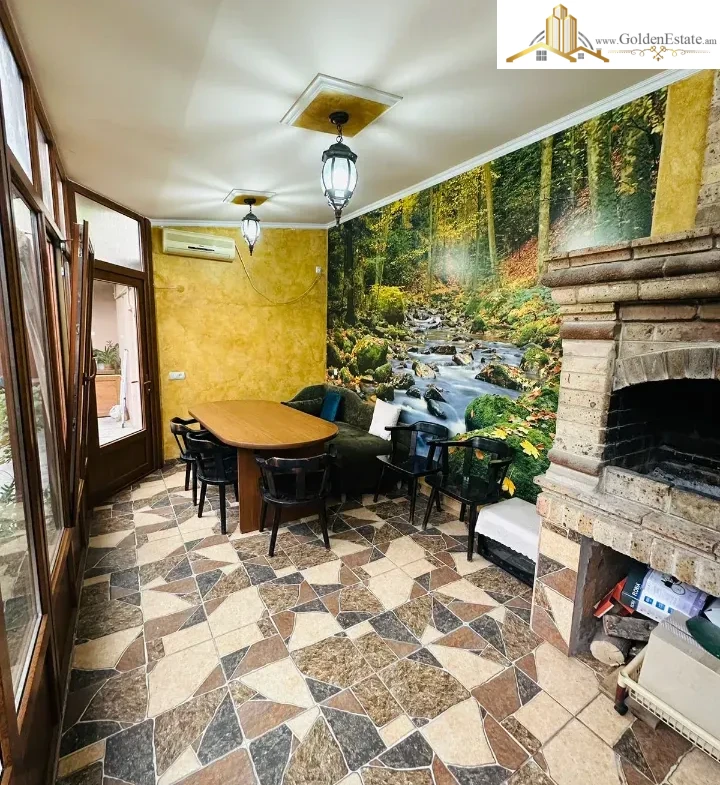 Մեկ հարկանի քարե տուն Նոր Արեշի 12-րդ փողոցում Էրեբունիում, 140 քմ, 217 քմ հողի վրա, 3+ սանհանգույց