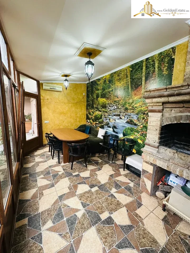 Մեկ հարկանի քարե տուն Նոր Արեշի 12-րդ փողոցում Էրեբունիում, 140 քմ, 217 քմ հողի վրա, 3+ սանհանգույց