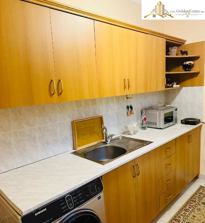 Մեկ հարկանի քարե տուն Նոր Արեշի 12-րդ փողոցում Էրեբունիում, 140 քմ, 217 քմ հողի վրա, 3+ սանհանգույց