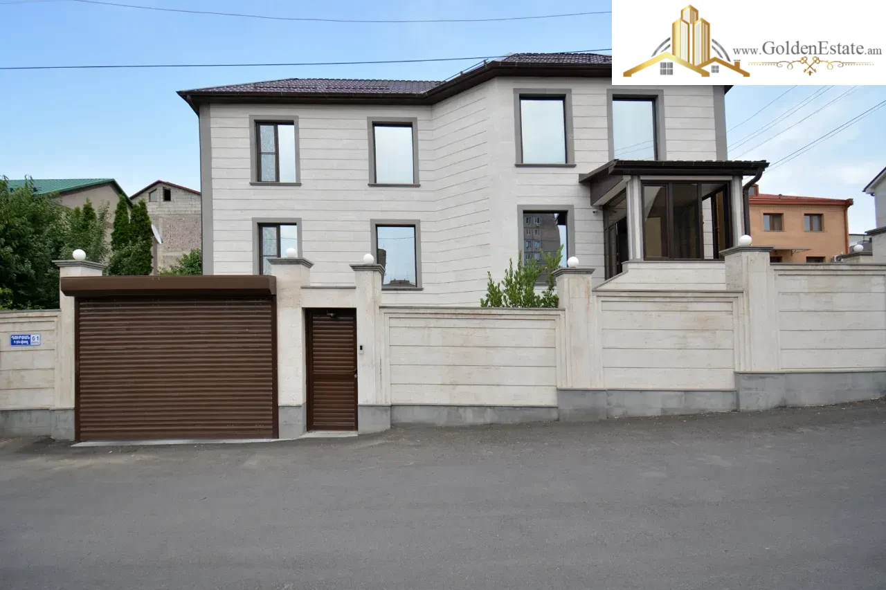 Երեք հարկանի տուն Պետրոս Դուրյանի 1-ին փողոցում Ավանում, 440 քմ, 500 քմ հողի վրա, 3+ սանհանգույց