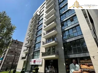 2 սենյականոց բնակարան Վիկտոր Համբարձումյան փողոցում Արաբկիրում, 75 քմ, 6/9 հարկ, բարձր առաստաղներ