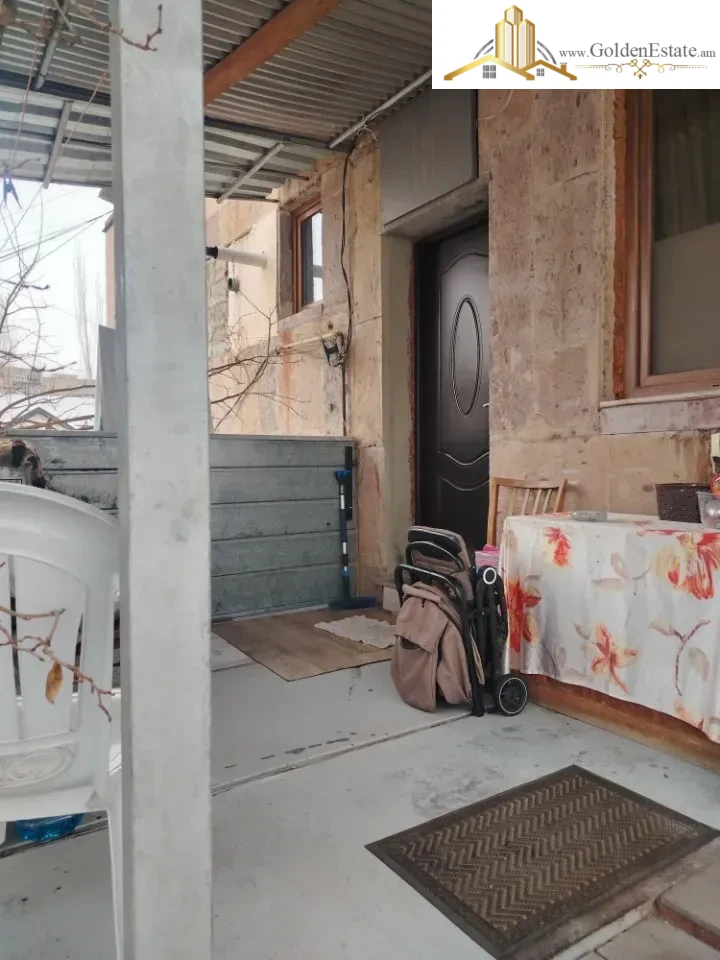 2 սենյականոց բնակարան Դավթաշեն 4-րդ թաղամասում Դավթաշենում, 54 քմ, 2/2 հարկ, բարձր առաստաղներ