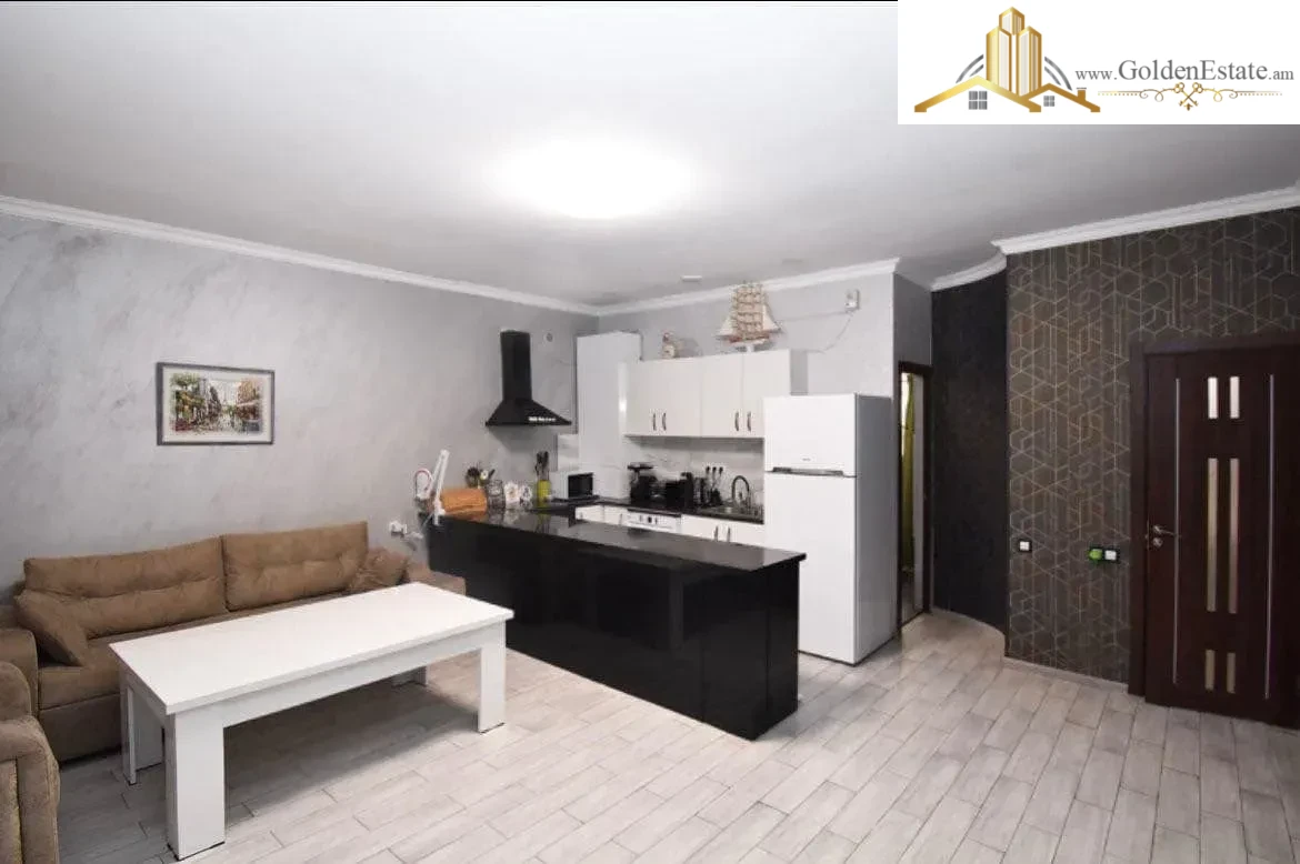 Երկու հարկանի քարե տուն Ծարավ Աղբյուրի փողոցում Ավանում, 152 քմ, 300 քմ հողի վրա, 2 սանհանգույց