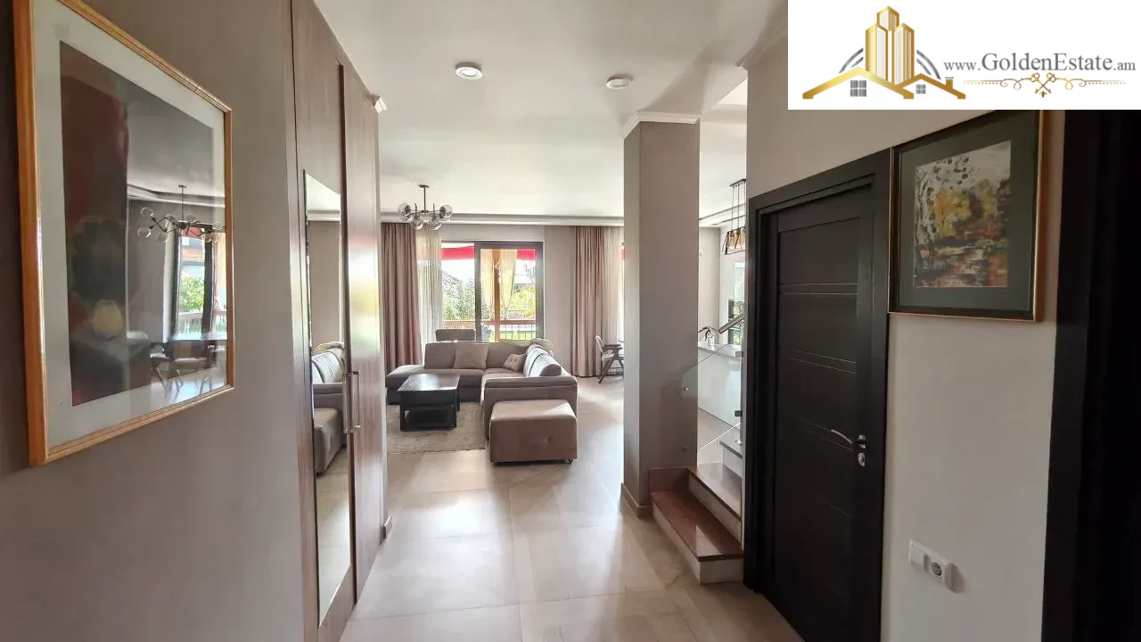 Երկու հարկանի թաունհաուզ Ղափանցյան փողոցում Արաբկիրում, 200 քմ, 550 քմ հողի վրա, 3+ սանհանգույց