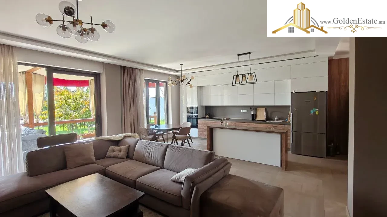 Երկու հարկանի թաունհաուզ Ղափանցյան փողոցում Արաբկիրում, 200 քմ, 550 քմ հողի վրա, 3+ սանհանգույց