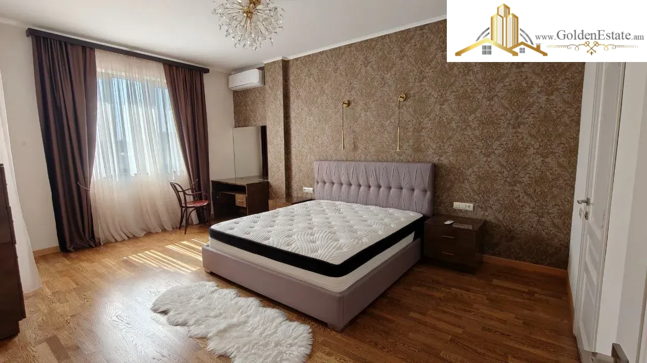 Երկու հարկանի թաունհաուզ Ղափանցյան փողոցում Արաբկիրում, 200 քմ, 550 քմ հողի վրա, 3+ սանհանգույց