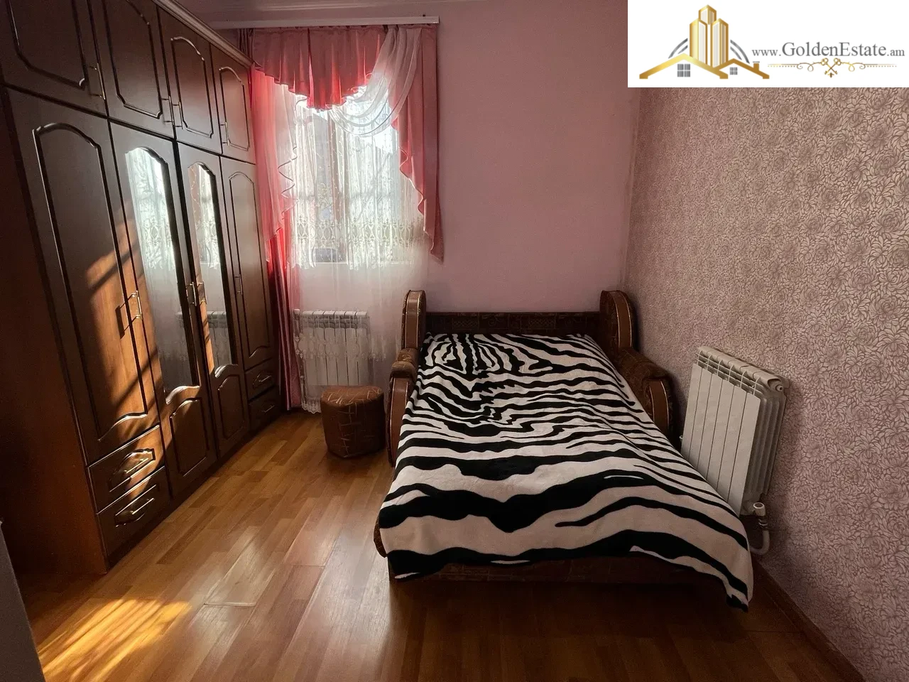 Երկու հարկանի քարե տուն, Դավթաշեն վարչական շրջան Դավթաշենում, 250 քմ, 650 քմ հողի վրա, 2 սանհանգույց