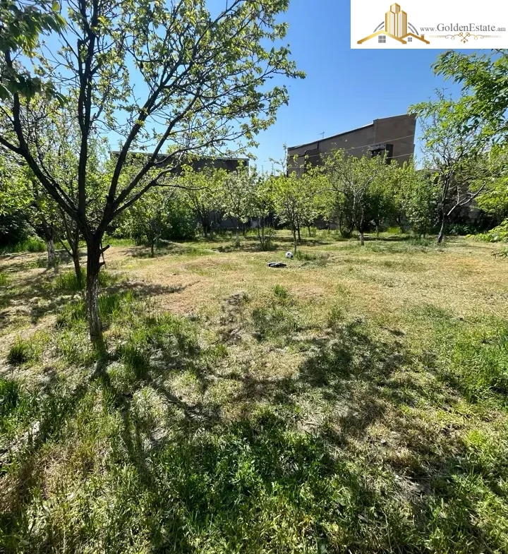 Երկու հարկանի քարե տուն, Դավթաշեն վարչական շրջան Դավթաշենում, 250 քմ, 650 քմ հողի վրա, 2 սանհանգույց