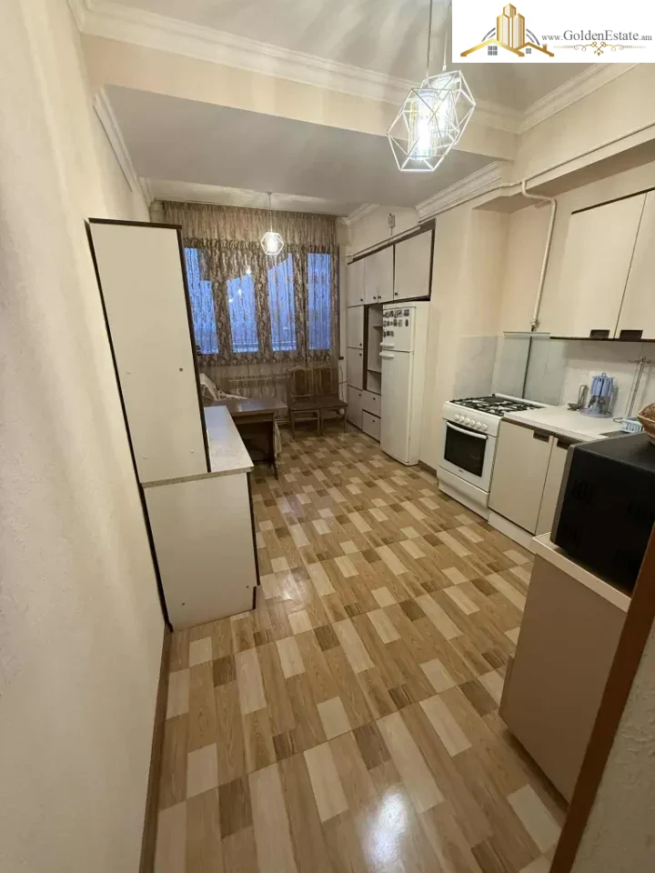 2 սենյականոց բնակարան Կոմիտասի պողոտայում Արաբկիրում, 69 քմ, նախավերջին հարկ, բարձր առաստաղներ