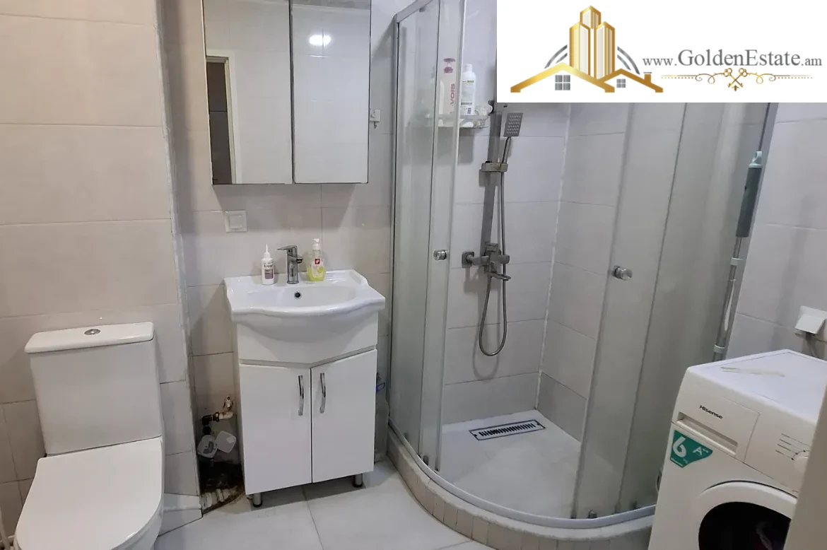 2 սենյականոց բնակարան Լուկաշինի փողոցում Աջափնյակում, 51 քմ, բարձր առաստաղներ, քարե շենք