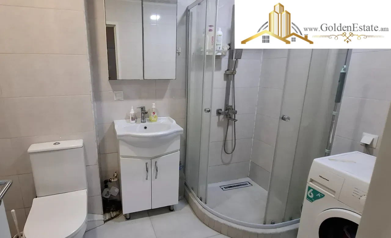 2 սենյականոց բնակարան Լուկաշինի փողոցում Աջափնյակում, 51 քմ, բարձր առաստաղներ, քարե շենք