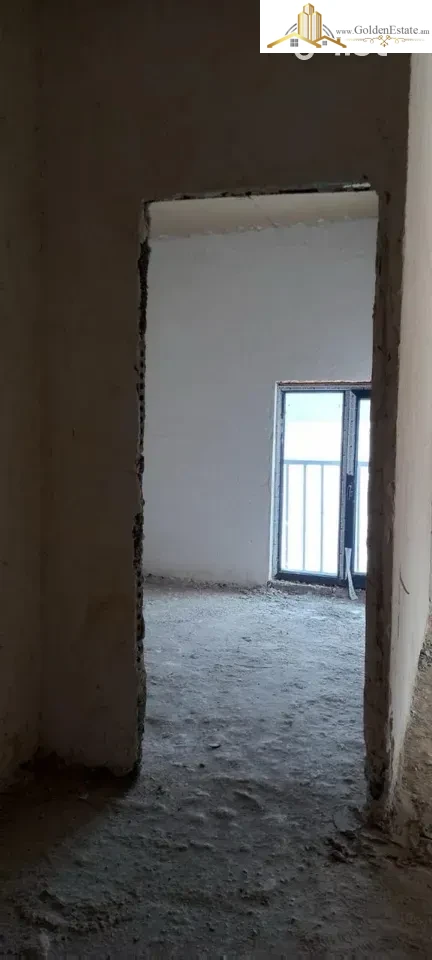 2 սենյականոց բնակարան նորակառույց շենքում Ղափանցյան փողոցում Արաբկիրում, 51 քմ, բարձր առաստաղներ