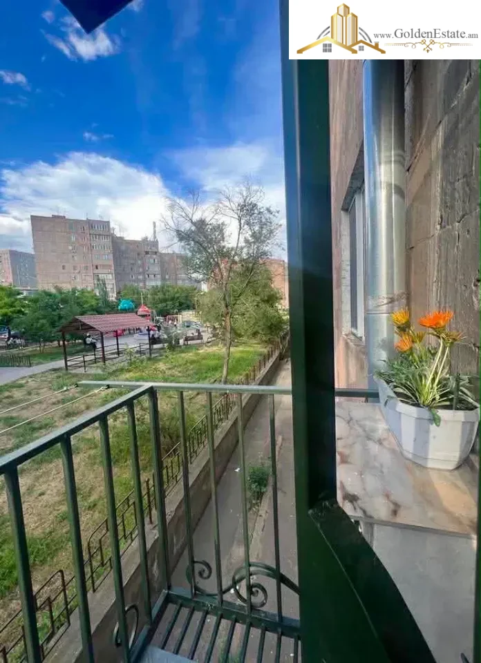 2 սենյականոց բնակարան Արզումանյան փողոցում Աջափնյակում, 37 քմ, 2/4 հարկ, բարձր առաստաղներ, քարե շենք