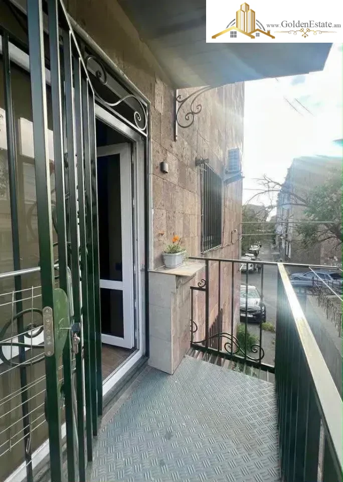 2 սենյականոց բնակարան Արզումանյան փողոցում Աջափնյակում, 37 քմ, 2/4 հարկ, բարձր առաստաղներ, քարե շենք