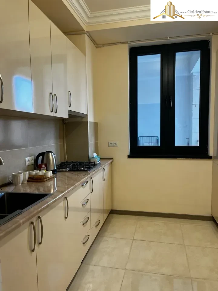 2 սենյականոց բնակարան նորակառույց շենքում Կարապետ Ուլնեցու փողոցում Արաբկիրում, 73 քմ, 6/16 հարկ