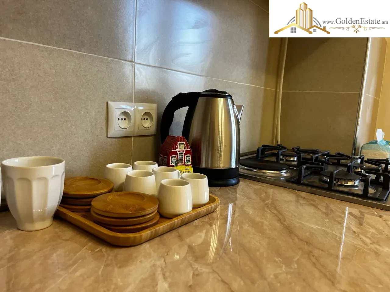 2 սենյականոց բնակարան նորակառույց շենքում Կարապետ Ուլնեցու փողոցում Արաբկիրում, 73 քմ, 6/16 հարկ