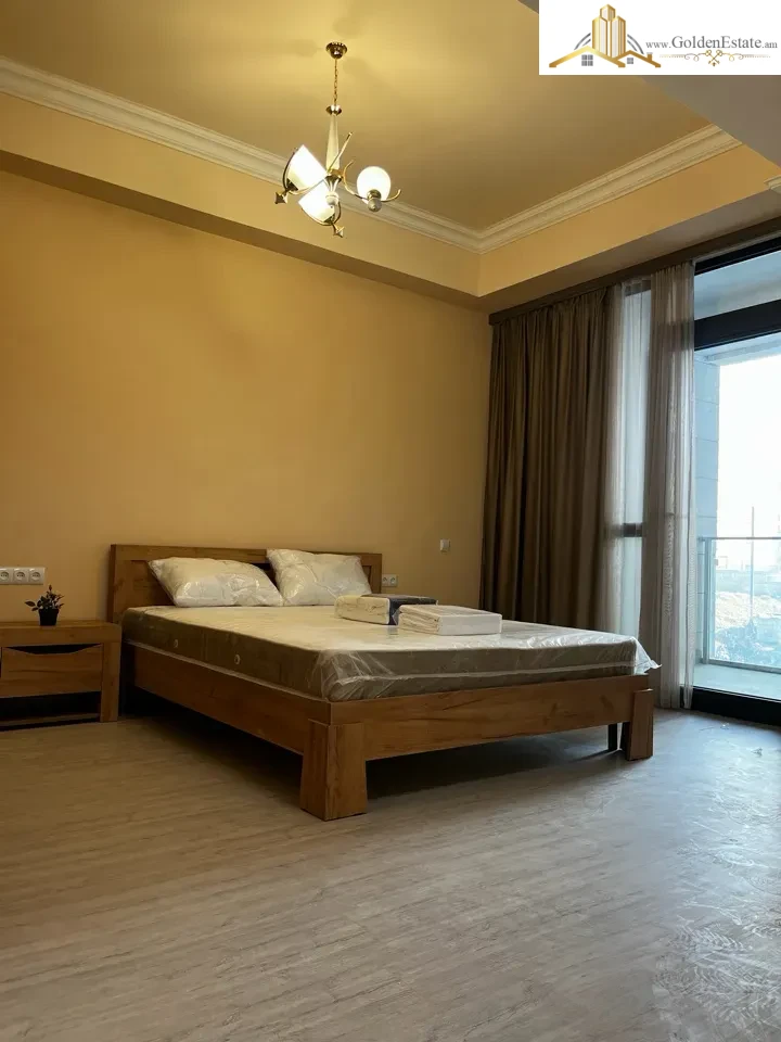 2 սենյականոց բնակարան նորակառույց շենքում Կարապետ Ուլնեցու փողոցում Արաբկիրում, 73 քմ, 6/16 հարկ