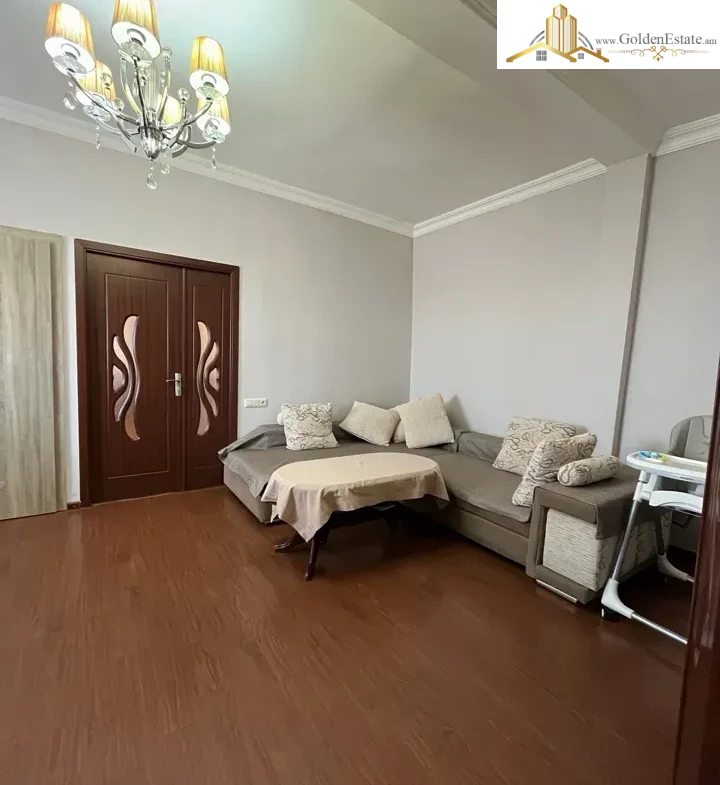 Մեկ հարկանի քարե տուն Քանաքեռ-Զեյթունում, 140 քմ, 190 քմ հողի վրա