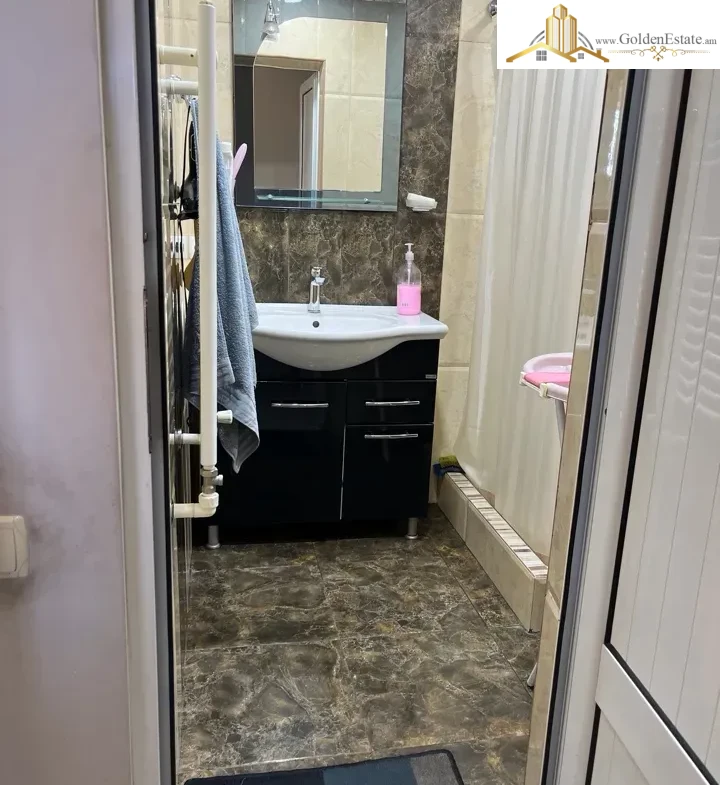 Մեկ հարկանի քարե տուն Քանաքեռ-Զեյթունում, 140 քմ, 190 քմ հողի վրա