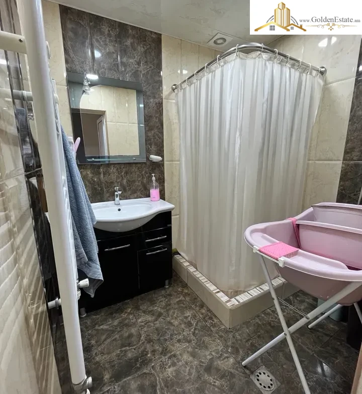 Մեկ հարկանի քարե տուն Քանաքեռ-Զեյթունում, 140 քմ, 190 քմ հողի վրա