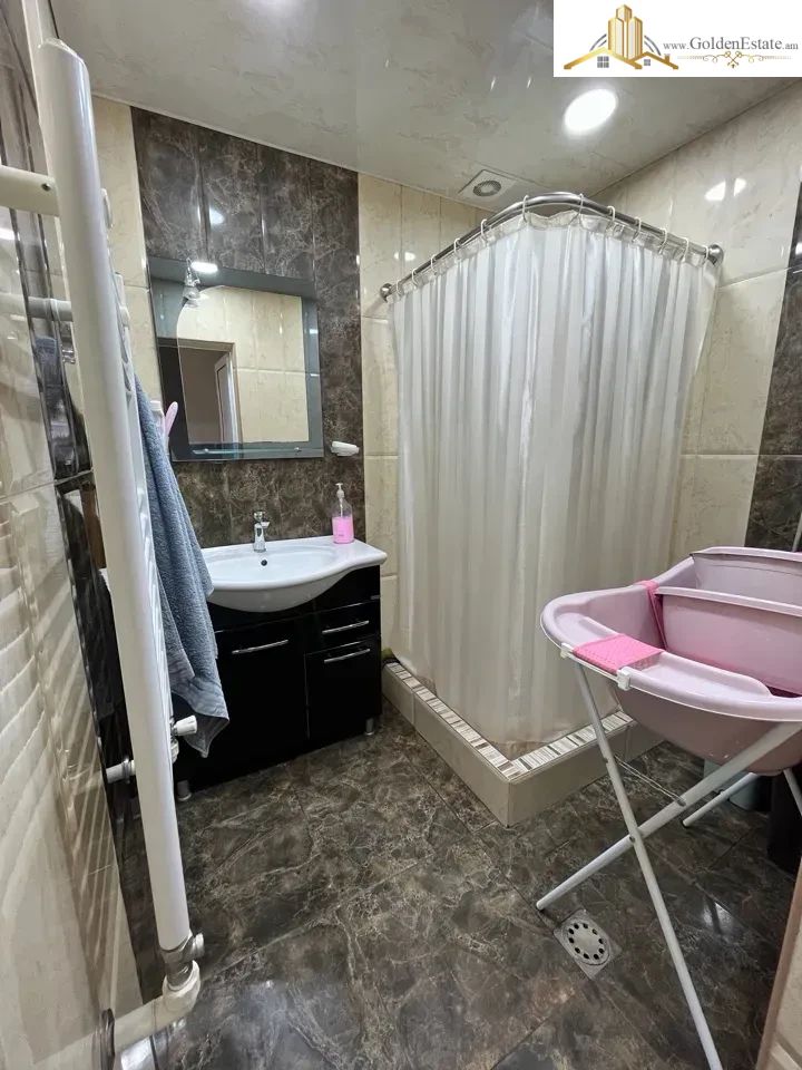 Մեկ հարկանի քարե տուն Քանաքեռ-Զեյթունում, 140 քմ, 190 քմ հողի վրա