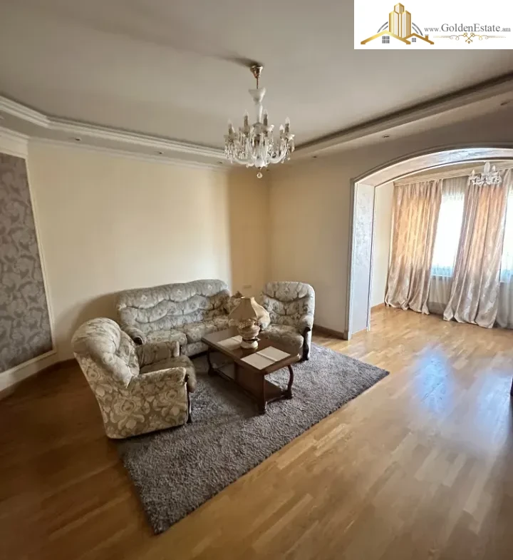 3 սենյականոց բնակարան Կիևյան փողոցում Արաբկիրում, 70 քմ, բարձր առաստաղներ, քարե շենք