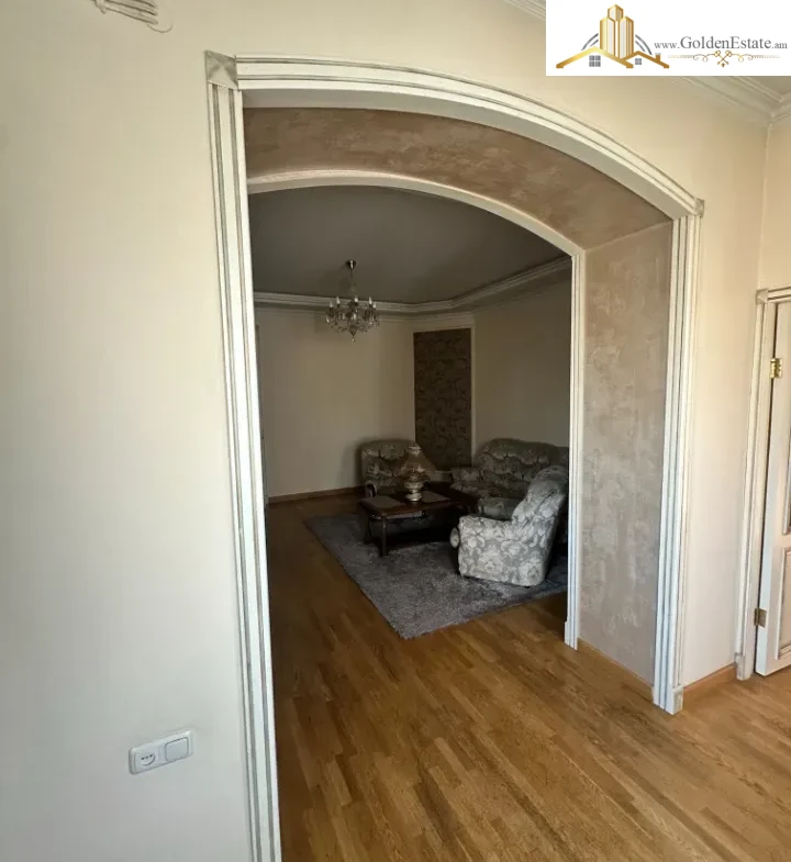 3 սենյականոց բնակարան Կիևյան փողոցում Արաբկիրում, 70 քմ, բարձր առաստաղներ, քարե շենք