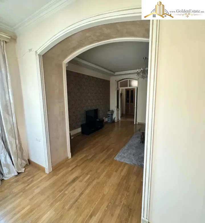 3 սենյականոց բնակարան Կիևյան փողոցում Արաբկիրում, 70 քմ, բարձր առաստաղներ, քարե շենք