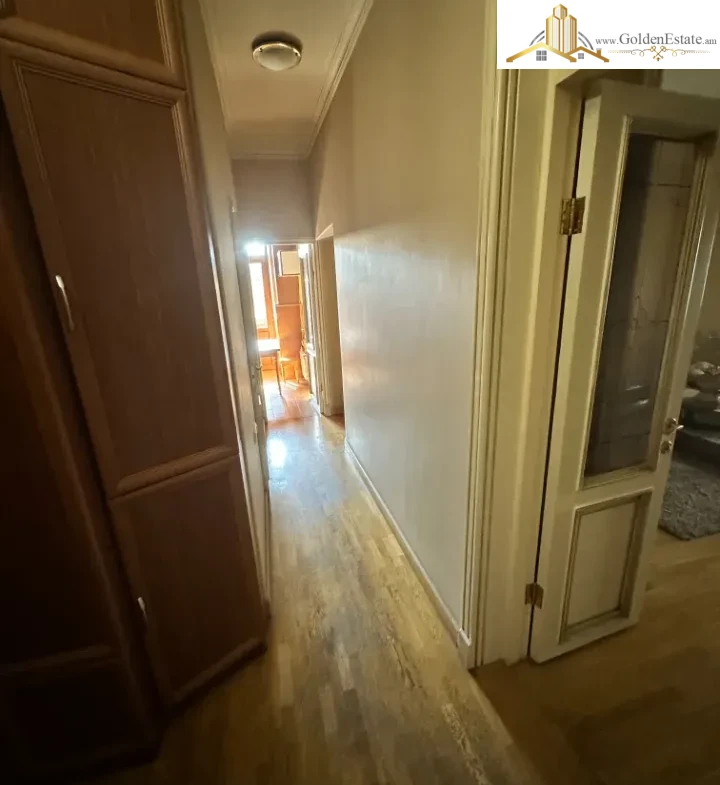 3 սենյականոց բնակարան Կիևյան փողոցում Արաբկիրում, 70 քմ, բարձր առաստաղներ, քարե շենք