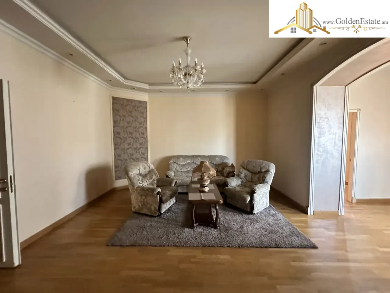 3 սենյականոց բնակարան Կիևյան փողոցում Արաբկիրում, 70 քմ, բարձր առաստաղներ, քարե շենք