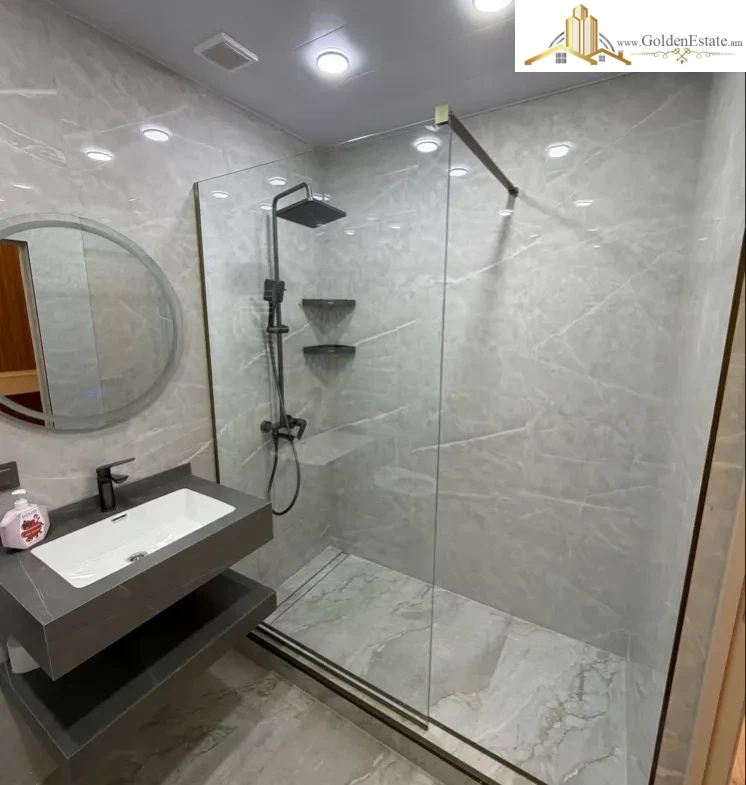 2 սենյականոց բնակարան նորակառույց շենքում Ադոնցի փողոցում Արաբկիրում, 56 քմ, 2/16 հարկ