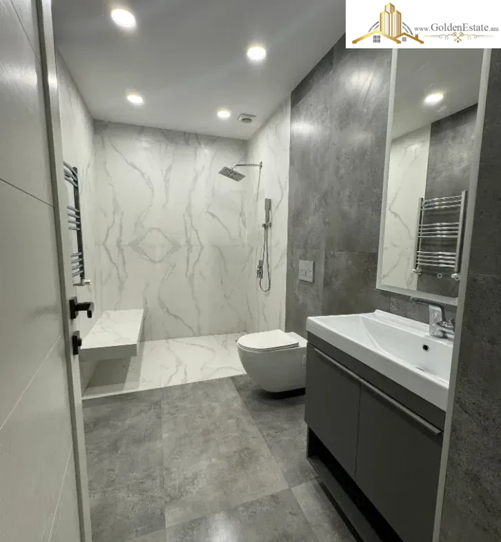 3 սենյականոց բնակարան նորակառույց շենքում Սերո Խանզադյան փողոցում Նորք-Մարաշում, 68 քմ, 4/17 հարկ