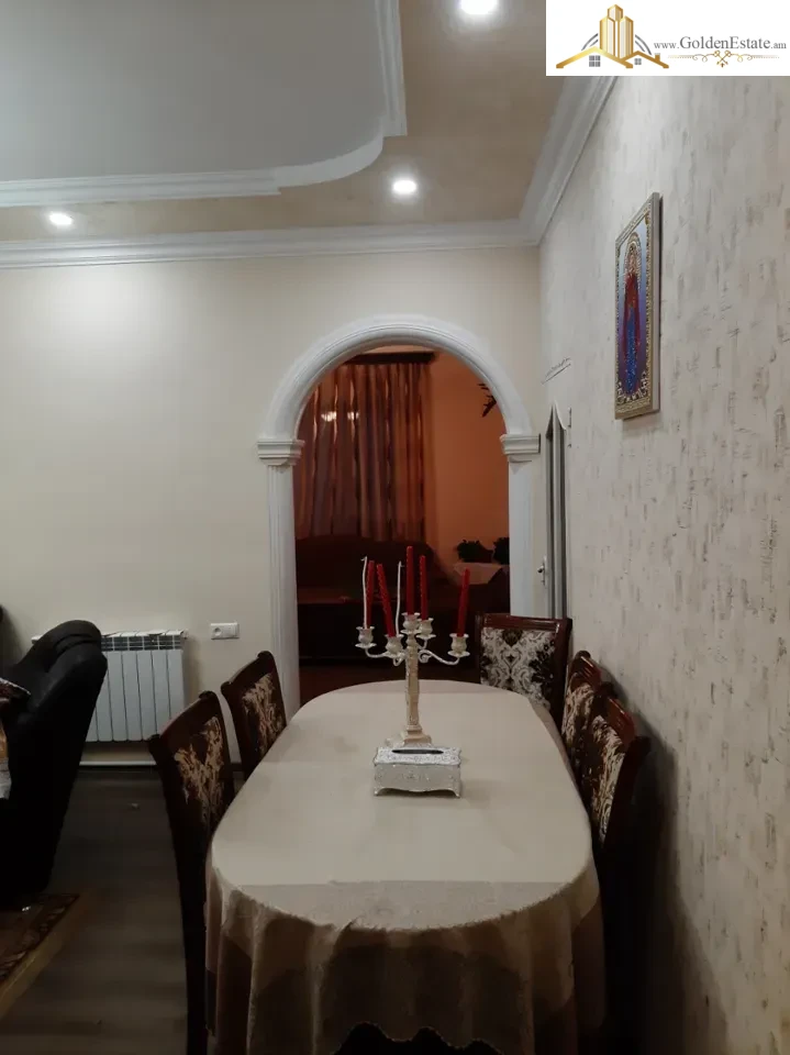 Երկու հարկանի քարե տուն, Մուղնի գյուղ Աշտարակում, 300 քմ, 654 քմ հողի վրա, 2 սանհանգույց