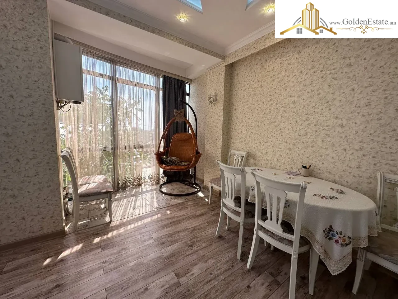 3 սենյականոց բնակարան նորակառույց շենքում Օրբելի եղբայրների փողոցում, 97 քմ, 2/9 հարկ, 2 սանհանգույց