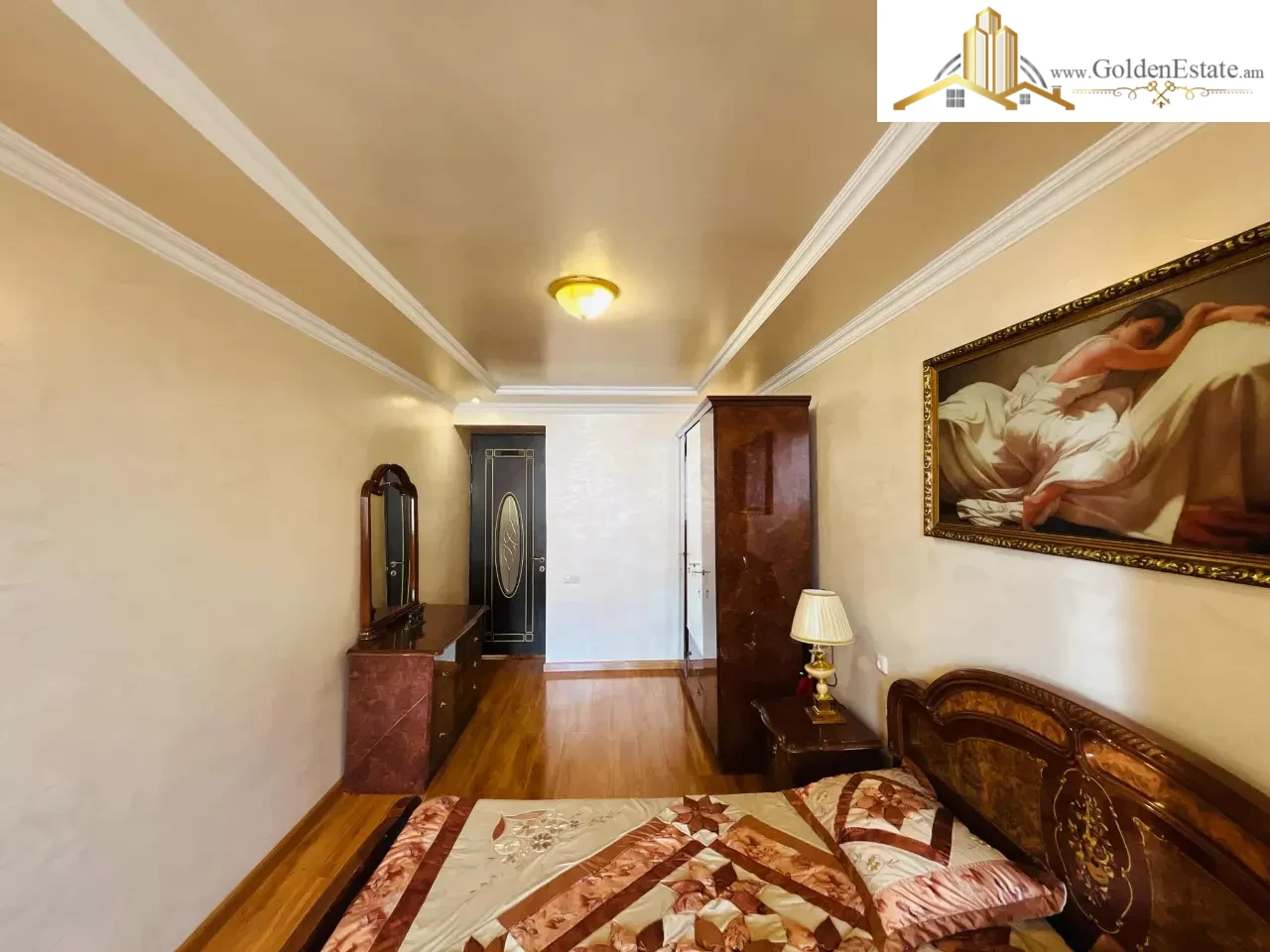 6 սենյականոց բնակարան Հրաչյա Քոչարի փողոցում Արաբկիրում, 193 քմ, 2 սանհանգույց, բարձր առաստաղներ