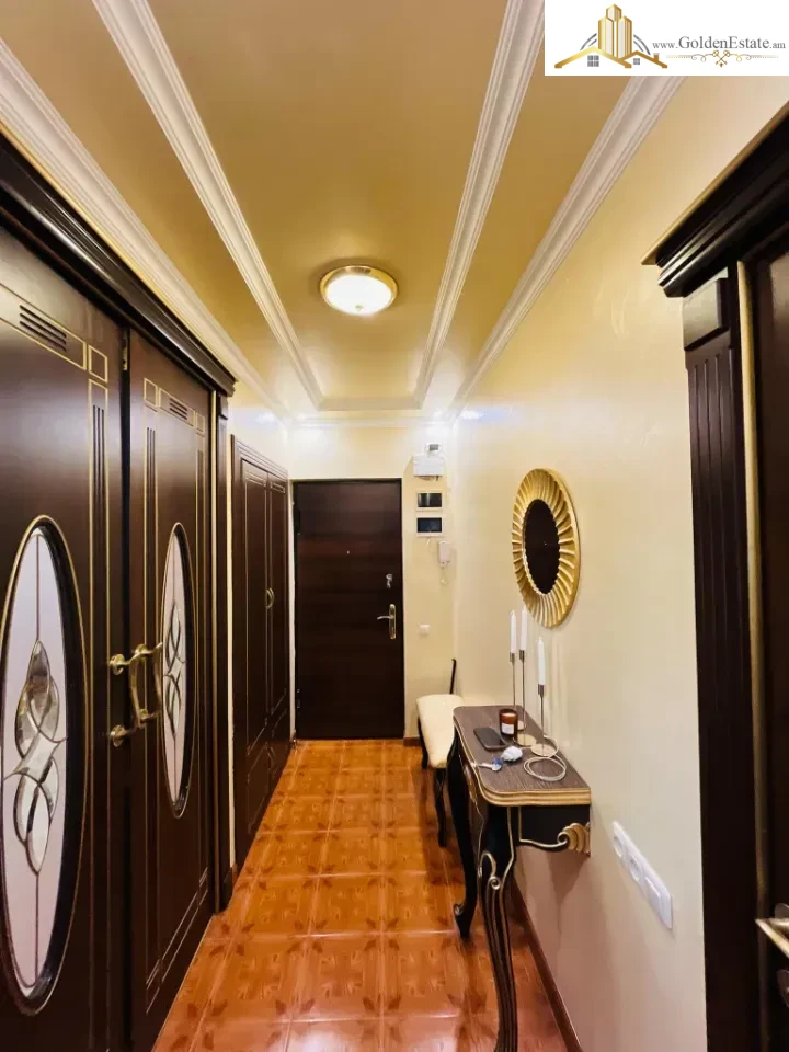 6 սենյականոց բնակարան Հրաչյա Քոչարի փողոցում Արաբկիրում, 193 քմ, 2 սանհանգույց, բարձր առաստաղներ