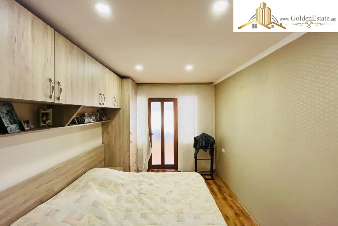 6 սենյականոց բնակարան Հրաչյա Քոչարի փողոցում Արաբկիրում, 193 քմ, 2 սանհանգույց, բարձր առաստաղներ