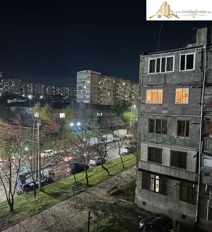 2 սենյականոց բնակարան Մազմանյան փողոցում Աջափնյակում, 50 քմ, նախավերջին հարկ, բարձր առաստաղներ