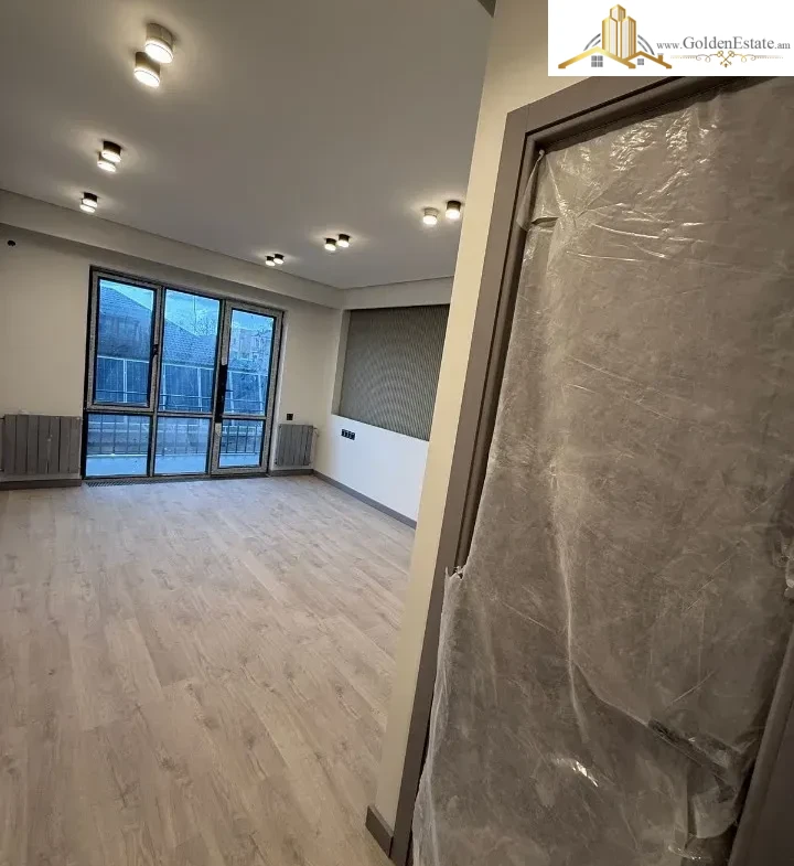 Երկու հարկանի քարե թաունհաուզ Բագրևանդի փողոցում Նոր Նորքում, 75 քմ, 250 քմ հողի վրա, 2 սանհանգույց