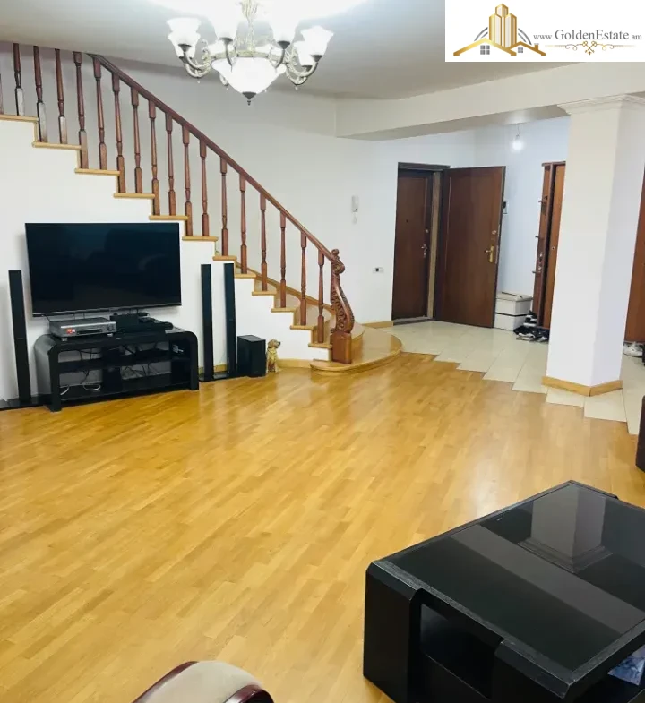 6 սենյականոց բնակարան Օրբելի եղբայրների փողոցում Արաբկիրում, 179 քմ, նախավերջին հարկ, 2 սանհանգույց